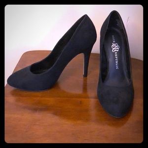 Rock & Republic Black Heels